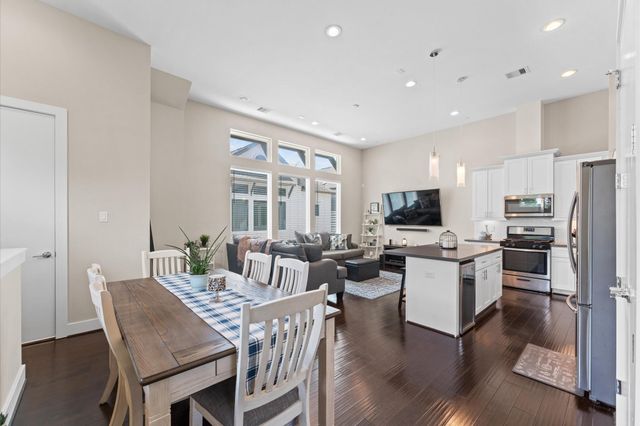 2422 Cochran Street, Houston, TX 77009