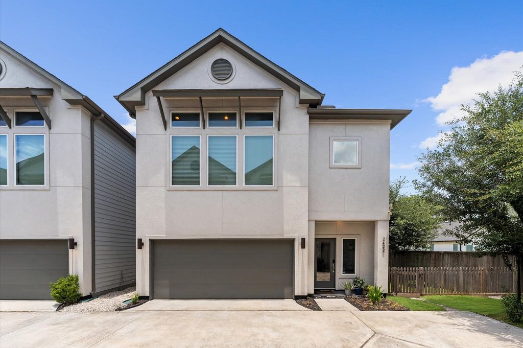 2422 Cochran Street, Houston, TX 77009