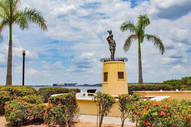 1015 ELM STREET, Punta Gorda, FL 33950