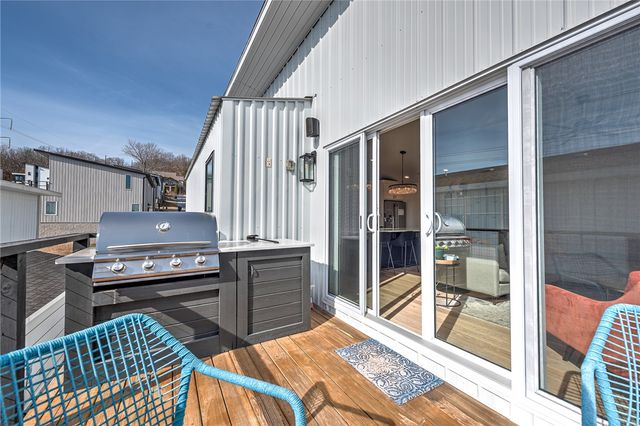 45 S Happy Hollow Road, Fayetteville, AR 72701