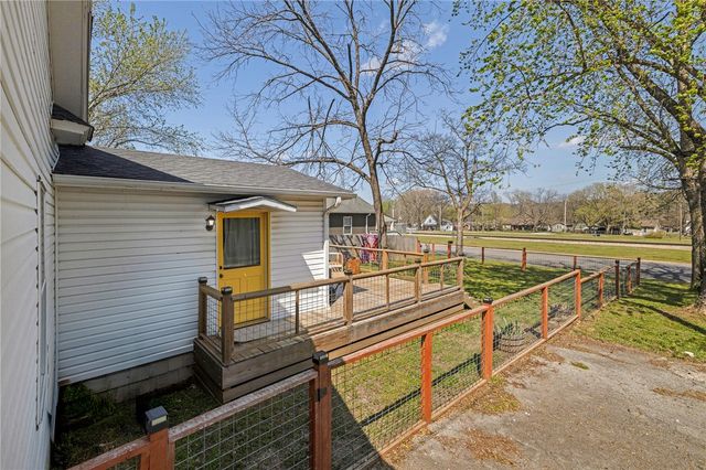255 Wheeler Street, West Fork, AR 72774