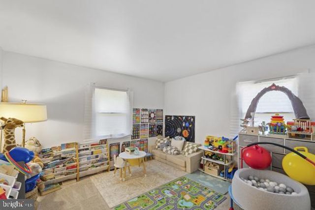 12 ELRIDGE LN, Willingborough, NJ 08046