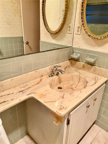 8111 NW 92nd Avenue, Tamarac, FL 33321