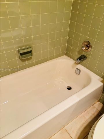 8111 NW 92nd Avenue, Tamarac, FL 33321