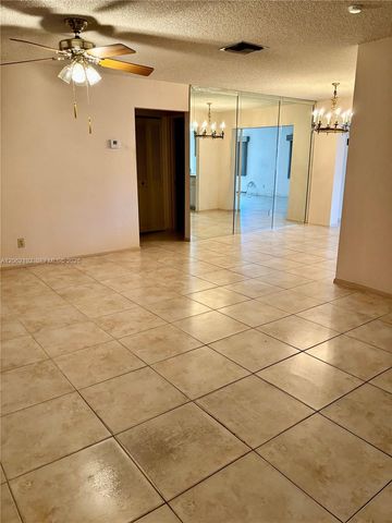 8111 NW 92nd Avenue, Tamarac, FL 33321