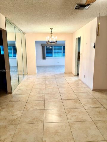8111 NW 92nd Avenue, Tamarac, FL 33321