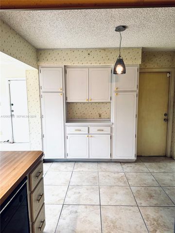8111 NW 92nd Avenue, Tamarac, FL 33321
