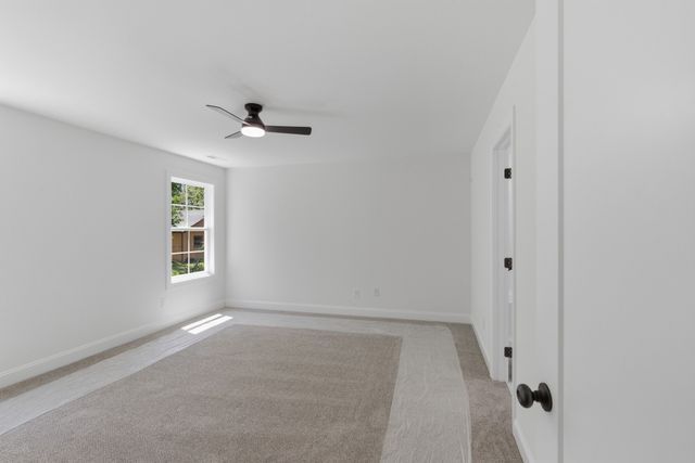 408 Legions Ct, La Vergne, TN 37086