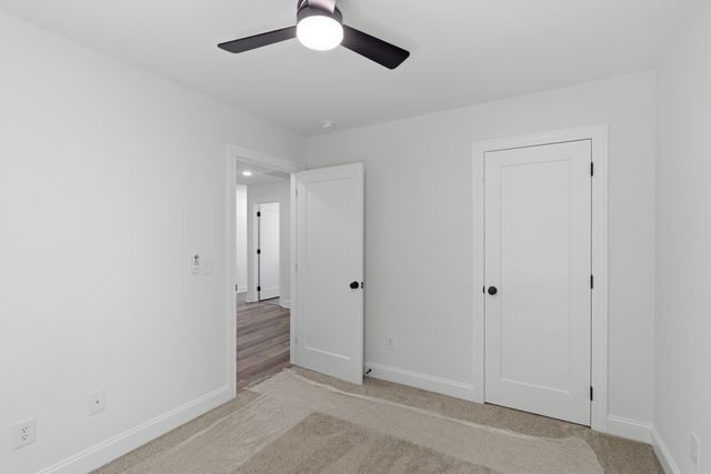 408 Legions Ct, La Vergne, TN 37086