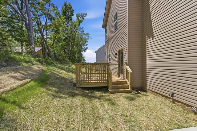 408 Legions Ct, La Vergne, TN 37086