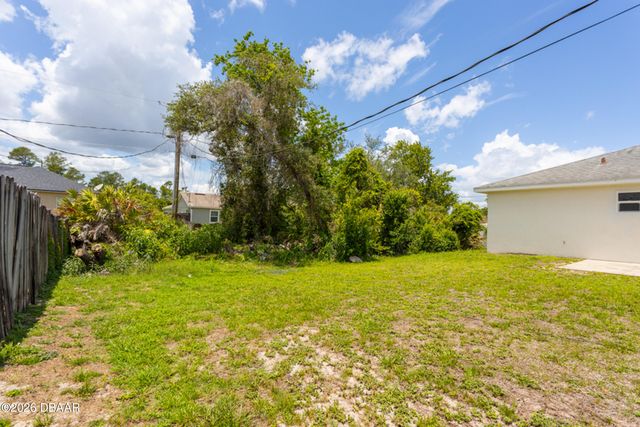 2940 Courtland Boulevard, Deltona, FL 32738