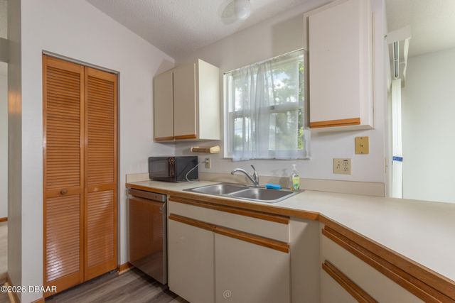 2940 Courtland Boulevard, Deltona, FL 32738