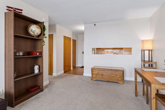 291 7th Street W 1604, Saint Paul, MN 55102