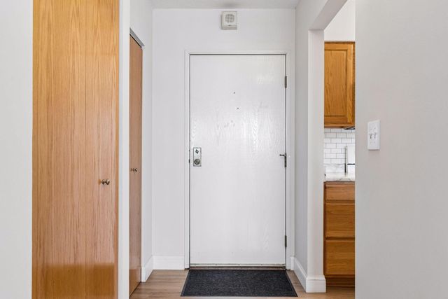 291 7th Street W 1604, Saint Paul, MN 55102