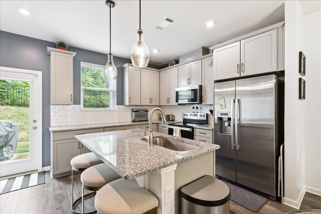 615 Old Hickory Blvd Unit 721, Nashville, TN 37209