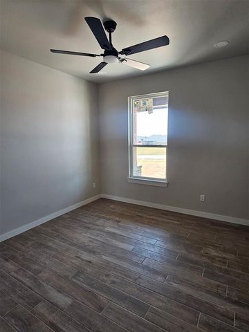2442 Sierra Circle, Blanchard, OK 73010