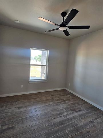 2442 Sierra Circle, Blanchard, OK 73010
