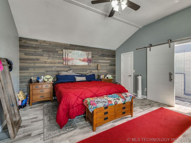 8817 S 72nd East Avenue, Tulsa, OK 74133