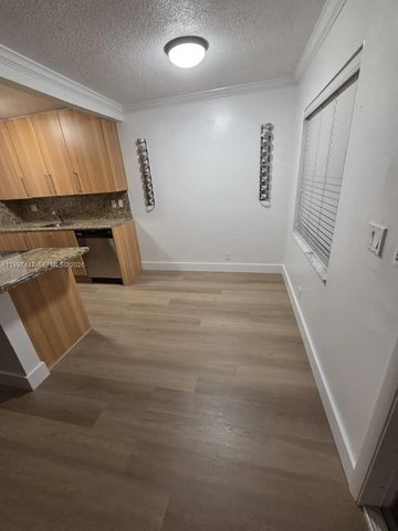 1125 NE 16th Pl 212, Fort Lauderdale, FL 33305