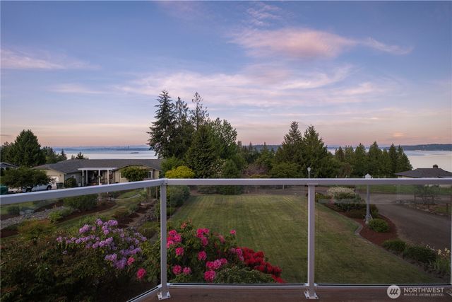 8151 E Seaview Drive, Port Orchard, WA 98366