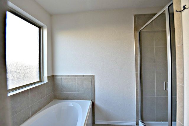 644 Heritage Grove RD, Leander, TX 78641