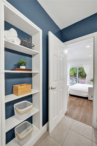 1501 NE 35th St, Oakland Park, FL 33334