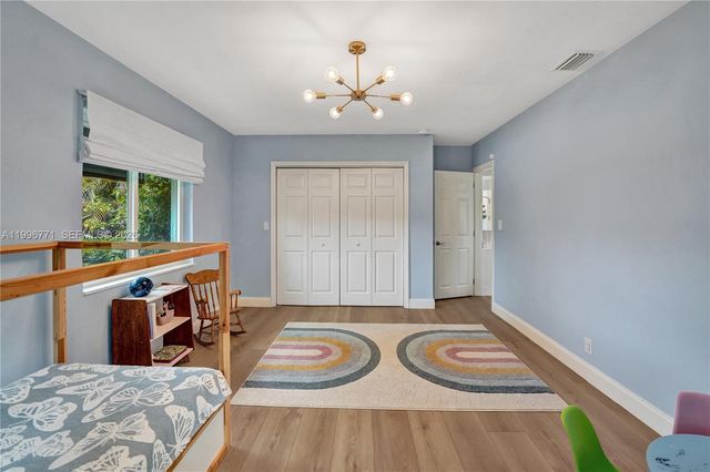 1501 NE 35th St, Oakland Park, FL 33334