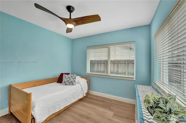 1501 NE 35th St, Oakland Park, FL 33334