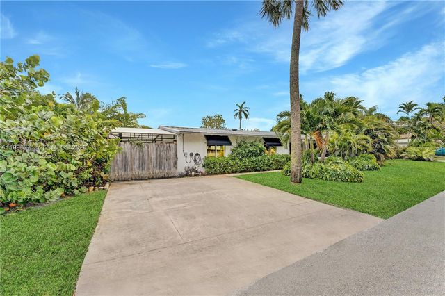 1501 NE 35th St, Oakland Park, FL 33334