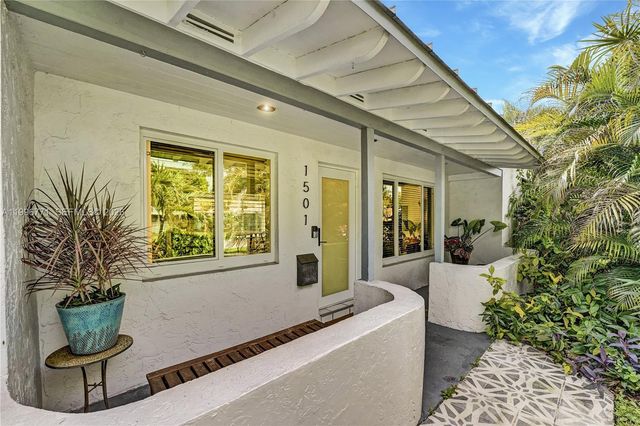 1501 NE 35th St, Oakland Park, FL 33334