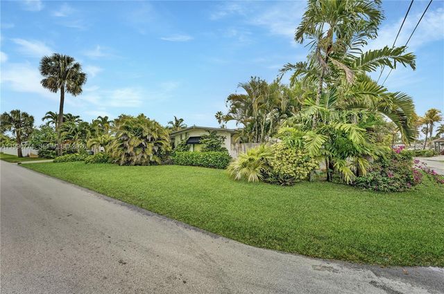 1501 NE 35th St, Oakland Park, FL 33334