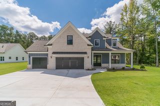 887 Bessie Court, Loganville, GA 30052