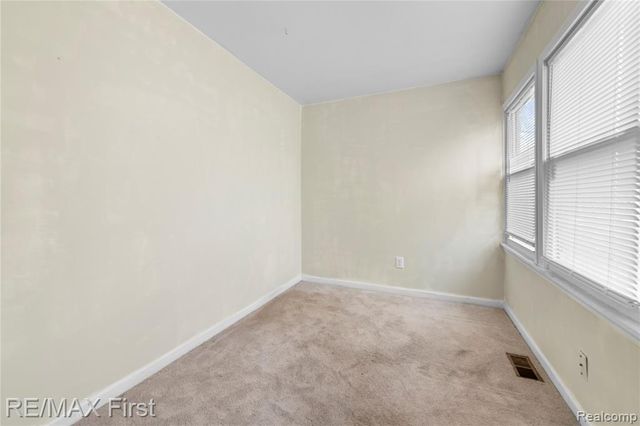 22000 Cunningham Avenue, Warren, MI 48091