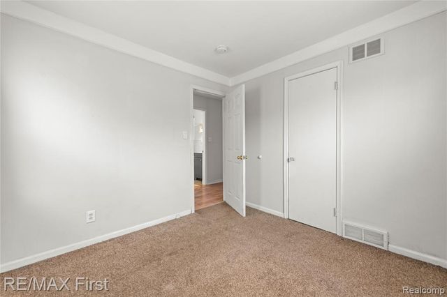 22000 Cunningham Avenue, Warren, MI 48091