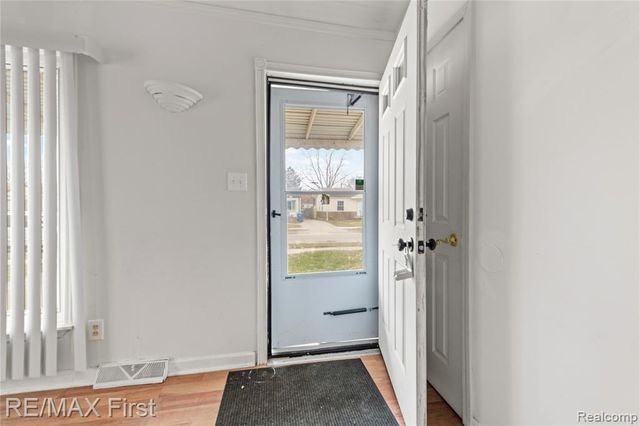 22000 Cunningham Avenue, Warren, MI 48091