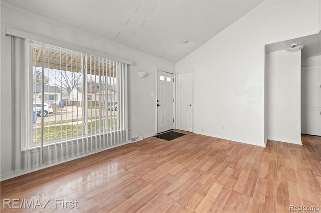 22000 Cunningham Avenue, Warren, MI 48091