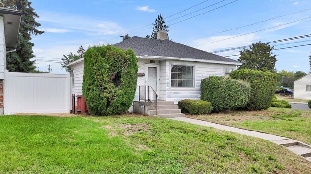 59 E Sanson Ave, Spokane, WA 99207