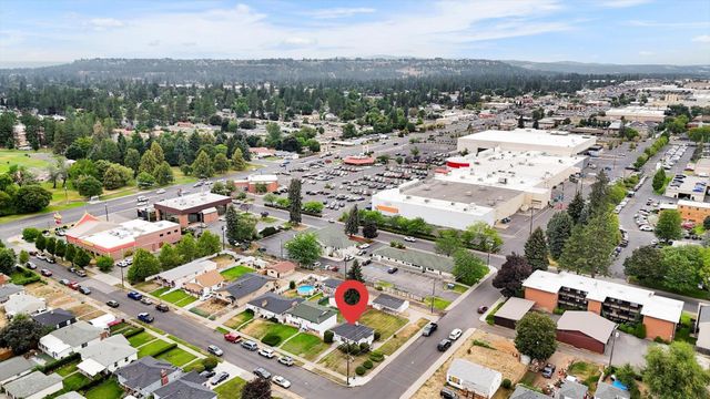 59 E Sanson Ave, Spokane, WA 99207