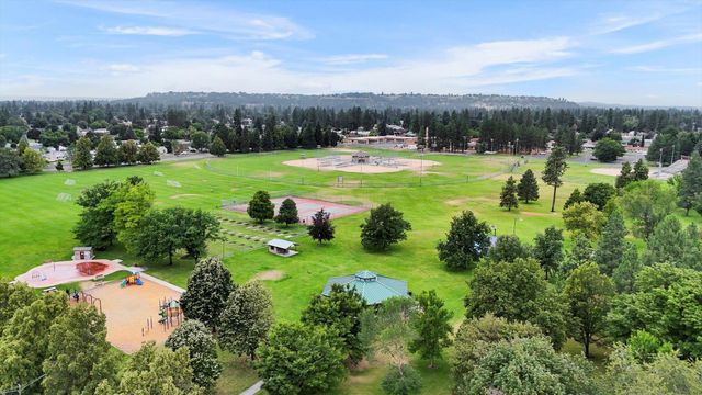 59 E Sanson Ave, Spokane, WA 99207