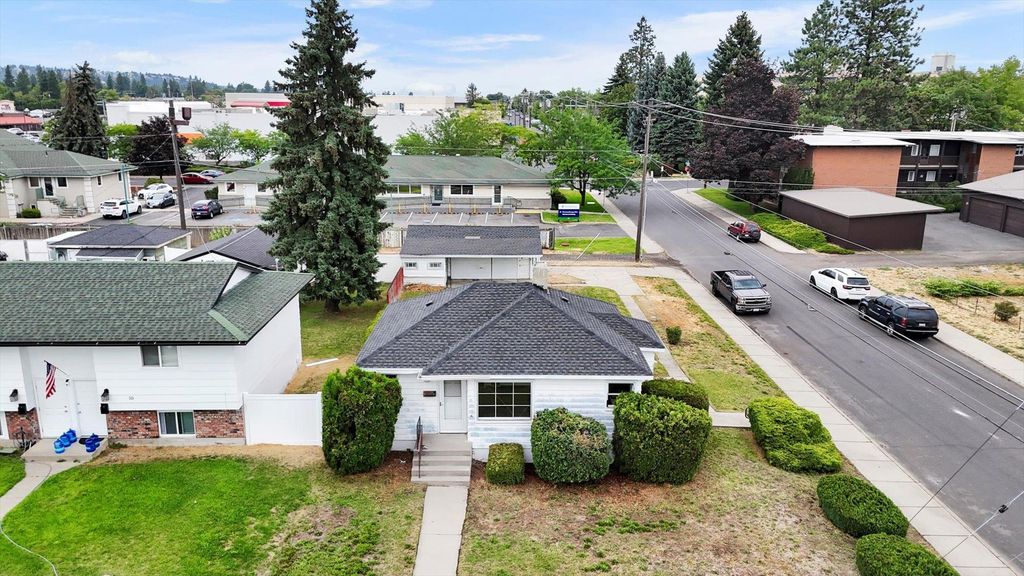 59 E Sanson Ave, Spokane, WA 99207