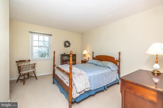 30 ESTATES DR, Reading, PA 19606