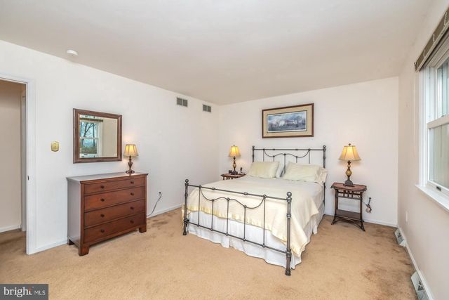 30 ESTATES DR, Reading, PA 19606