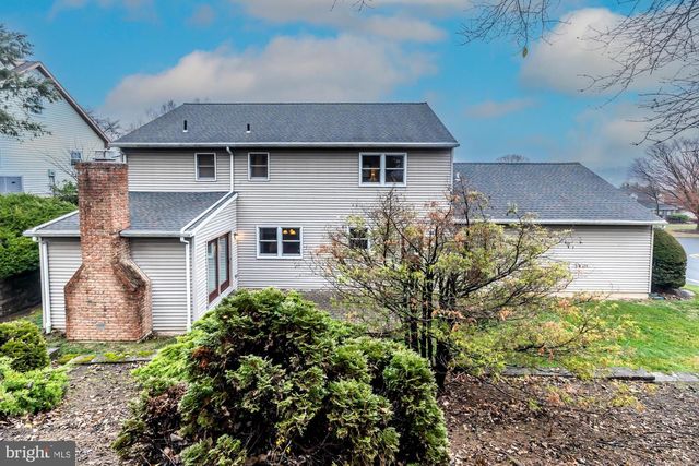 30 ESTATES DR, Reading, PA 19606