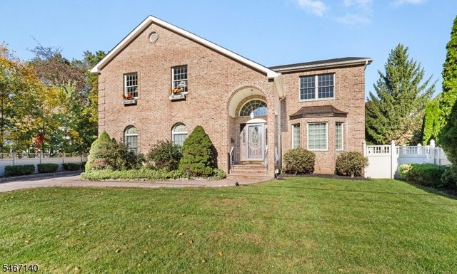 6 Cooper Ave, Roseland Boro, NJ 07068