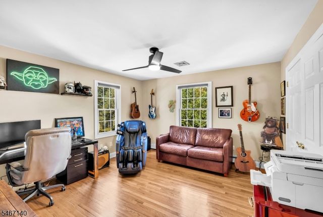 6 Cooper Ave, Roseland Boro, NJ 07068