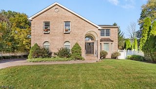 6 Cooper Ave, Roseland Boro, NJ 07068