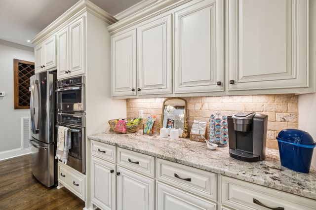 1300 Stovall Ln, Mount Juliet, TN 37122