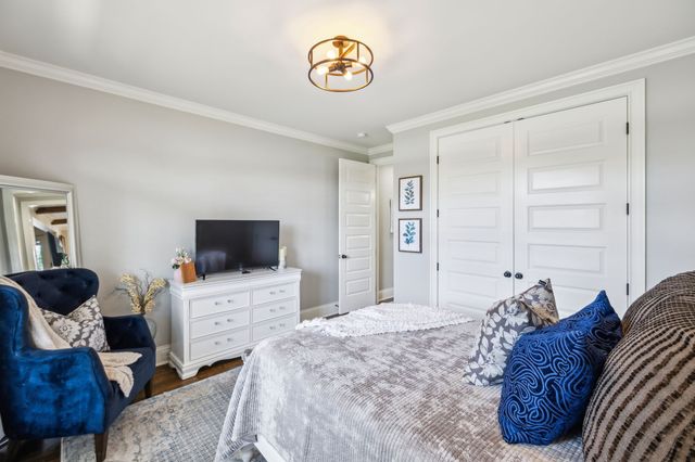 1300 Stovall Ln, Mount Juliet, TN 37122