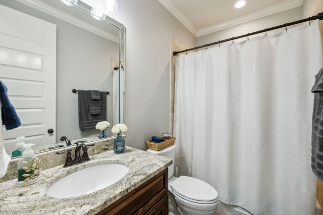 1300 Stovall Ln, Mount Juliet, TN 37122