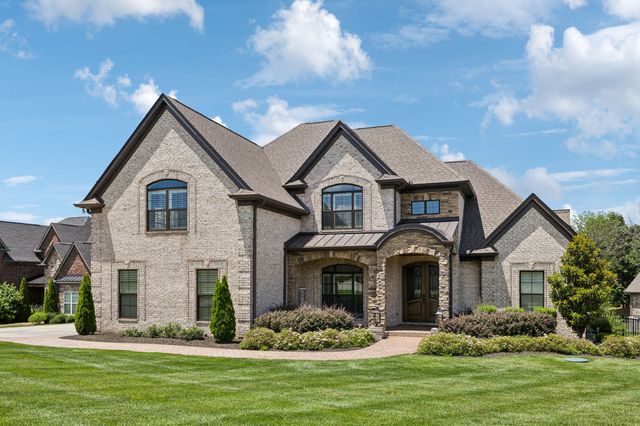 1300 Stovall Ln, Mount Juliet, TN 37122